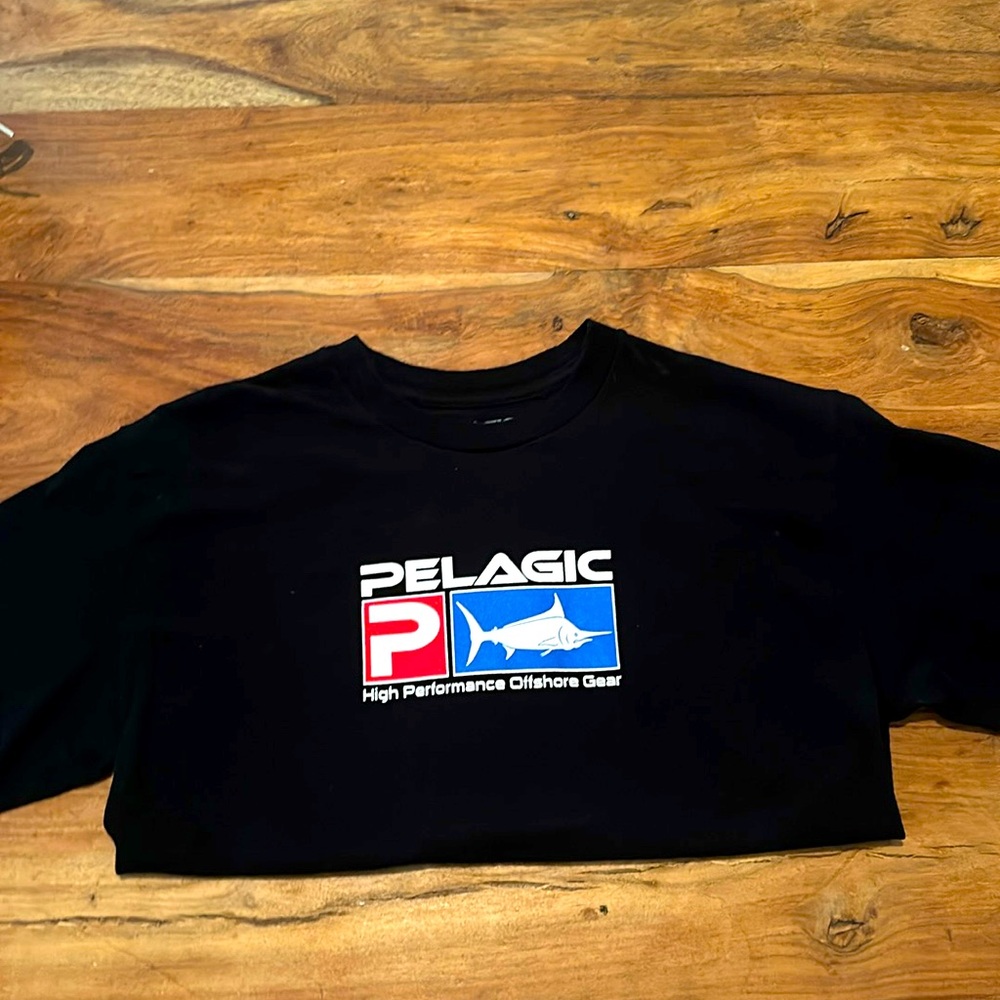 Pelagic Boys Youth Medium TeeShirt
